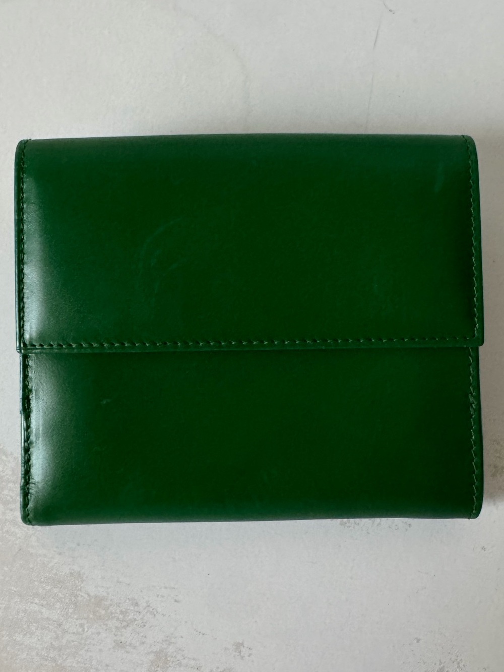 Salvatore Ferragamo Green Leather Compact Wallet with Silver Hardware - Picture 7 of 7
